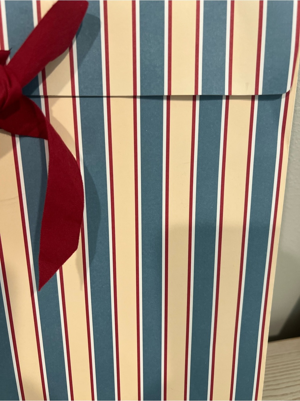 Sézane Blue & Red Stripe Gift Envelope - Picture 2 of 7